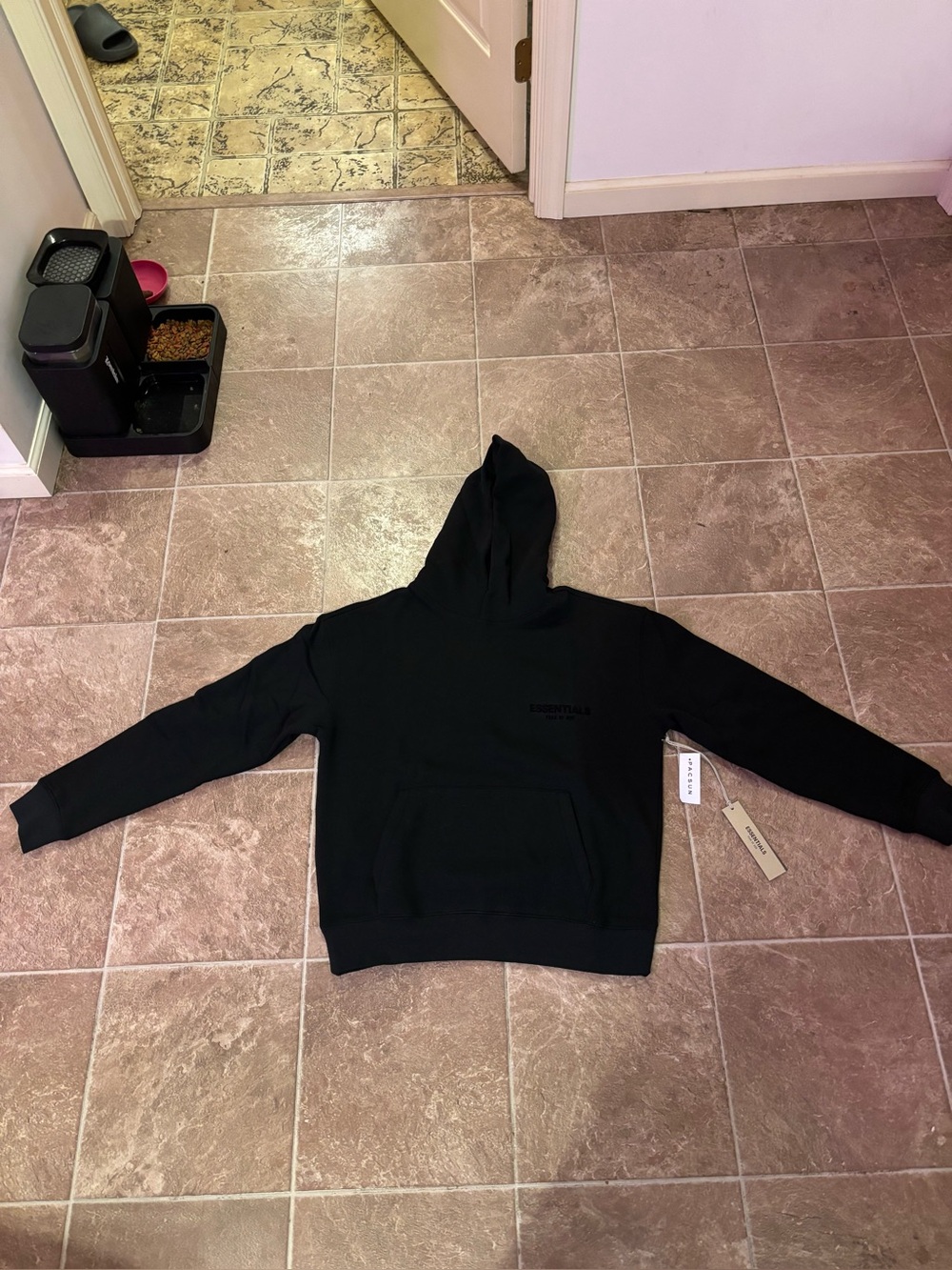 Black Fear of God Essentials hoodie
❗️TEXT BEFORE COPPIN❗️